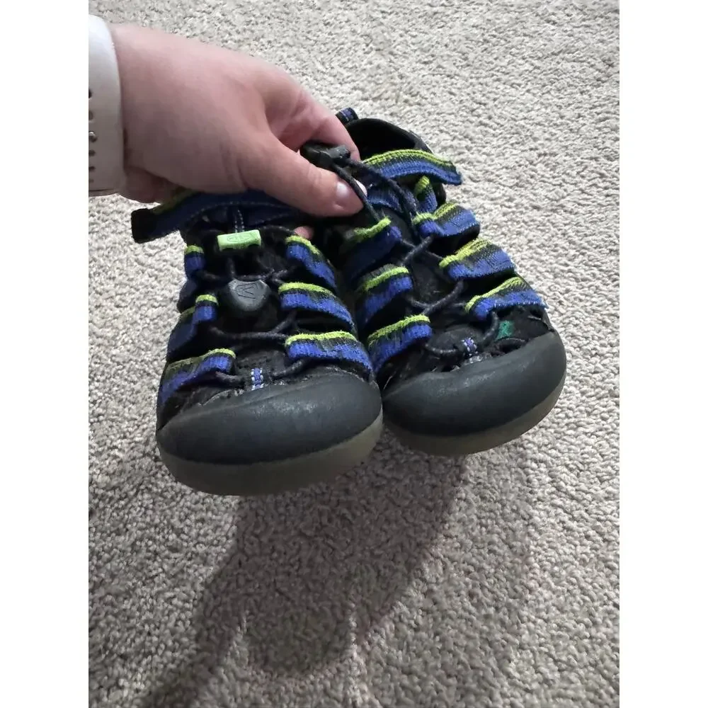 Keen Blue Newport H2 Water Friendly Closed Toe Sandals Little Boys Size 1